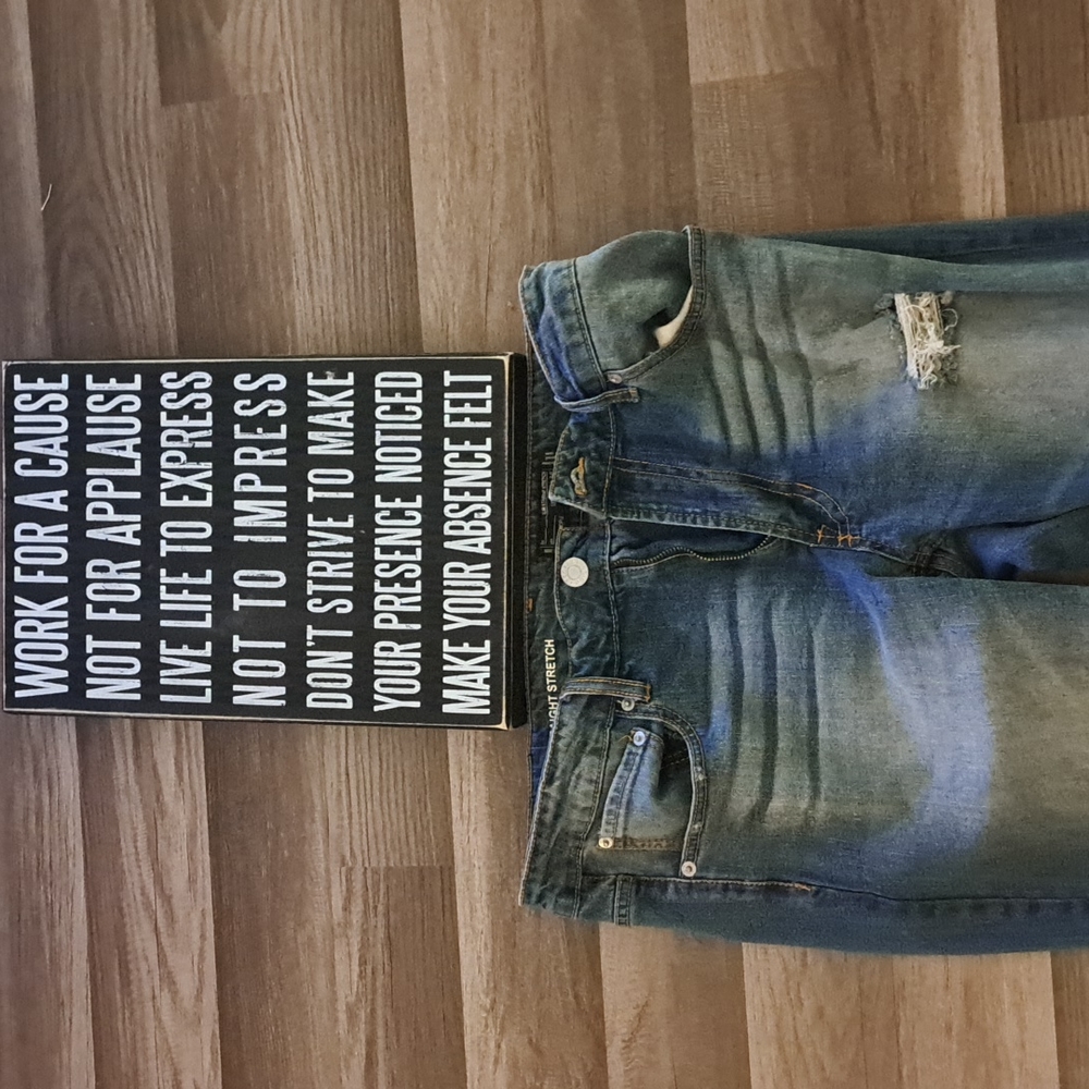 Menswear - Picture 2 of 7